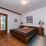By The Sea Brela, Makarska - 16950 Apartment Brela