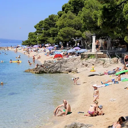By The Sea Brela, Makarska - 16950 Apartment *