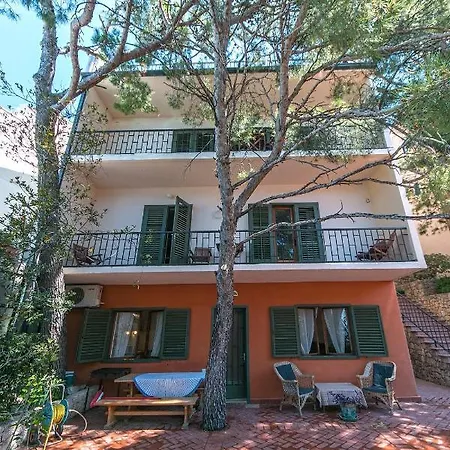 Apartment By The Sea Brela, Makarska - 16950 Brela